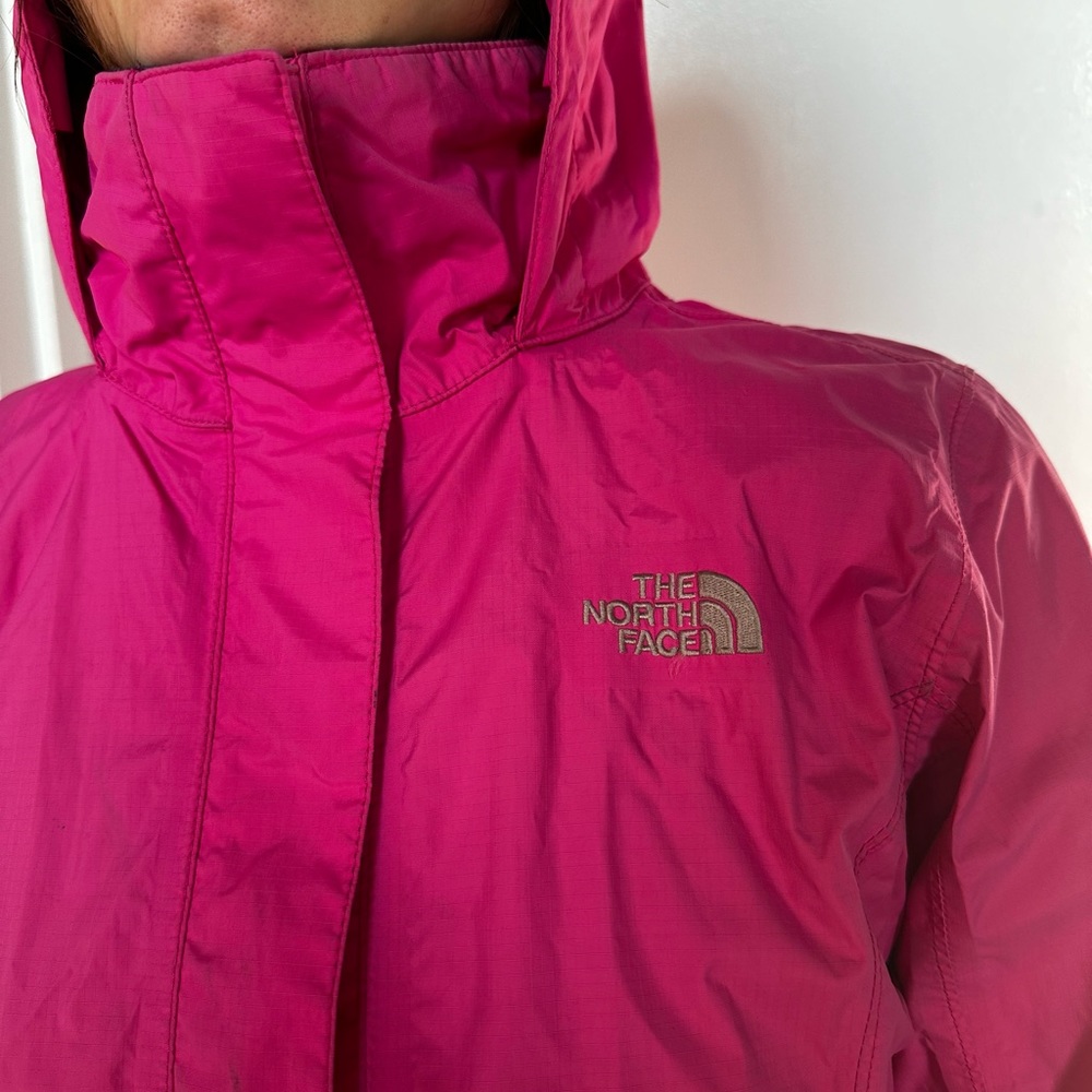 Northface wind breaker